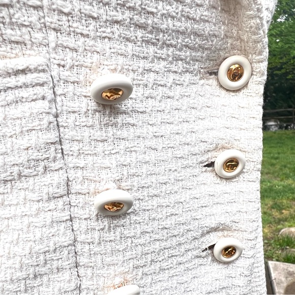 Vintage 90's CHANEL vanilla knit blazer jacket 17 logo buttons double br… - Picture 10 of 13